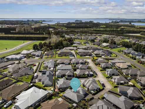 18 Long Acre Close, Katikati