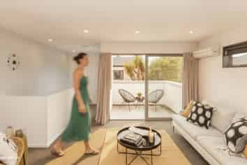 34C Packe Street, Edgeware