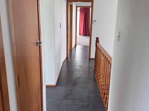 42 Potts Road, Whitford