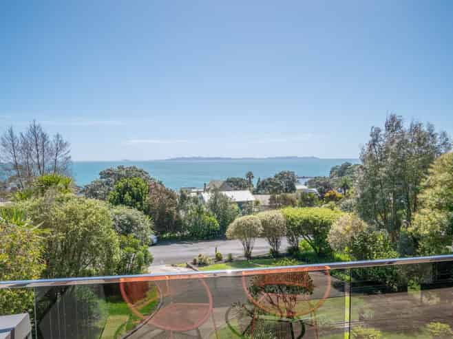3 Braemar Avenue, Coopers Beach