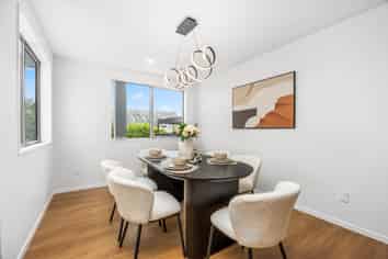 832A East Coast Road, Oteha