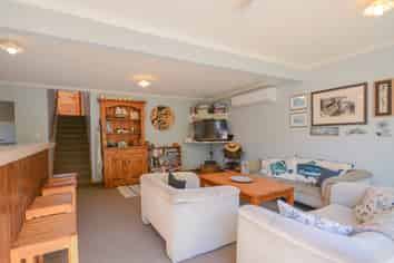 52 Tikao Bay Road, French Farm