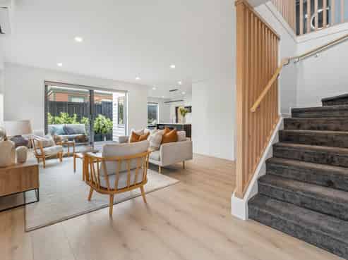 98F Forrest Hill Road, Forrest Hill