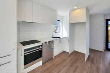 2/168 Bordesley Street, Phillipstown