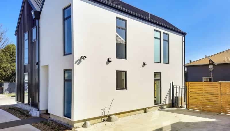 2/168 Bordesley Street, Phillipstown