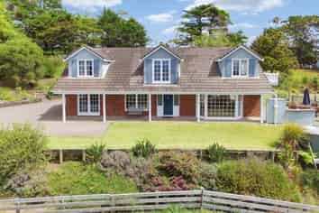 55 Messenger Road, Stillwater
