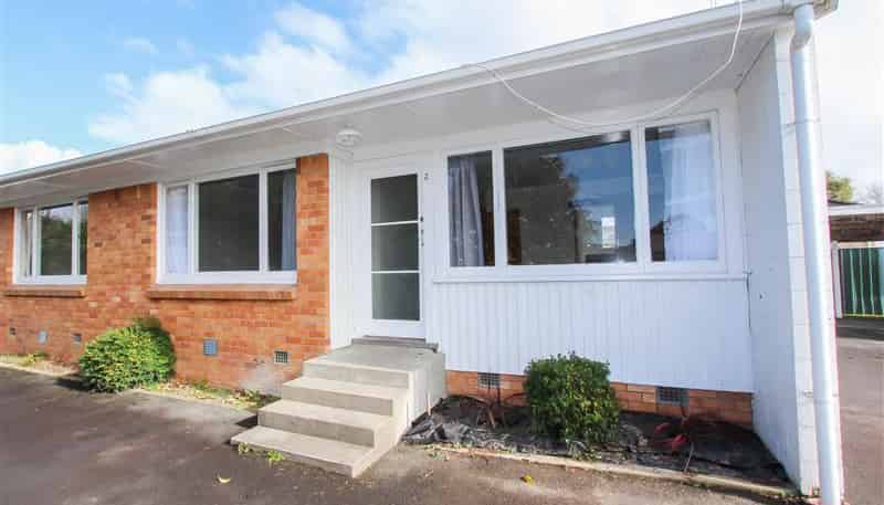 2/75 Albert Street, Hamilton East