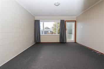 2/75 Albert Street, Hamilton East