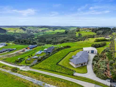 1518 Old North Road, Helensville