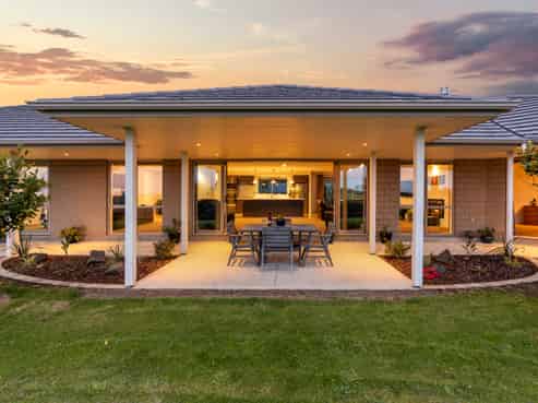 1518 Old North Road, Helensville