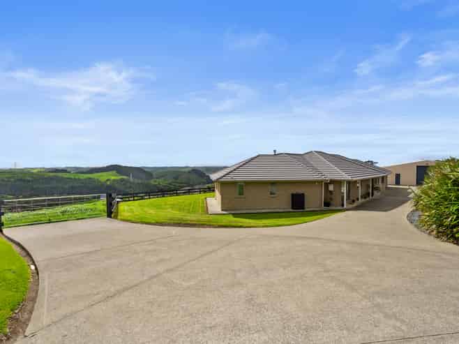 1518 Old North Road, Helensville