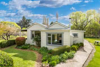 16 Murphy Street, Dunback