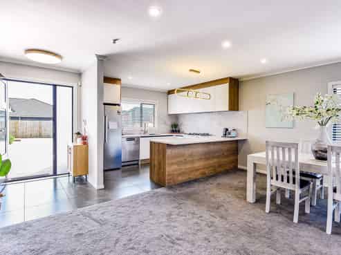 26 and 26A Tiro Place, Rototuna North