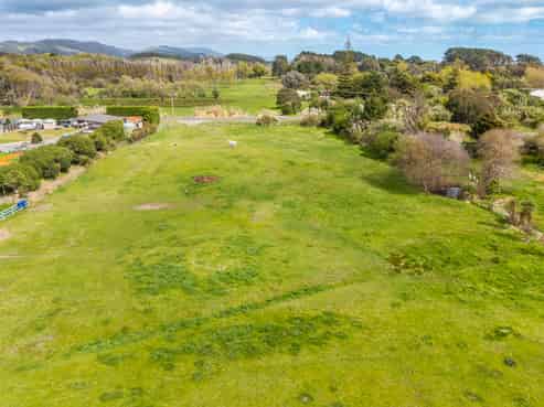 230 Peka Peka Road, Peka Peka