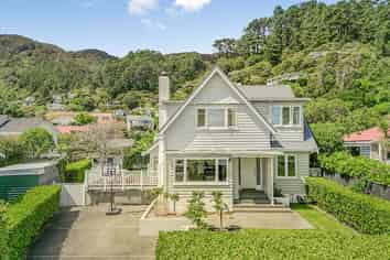 97 Muritai Road, Eastbourne