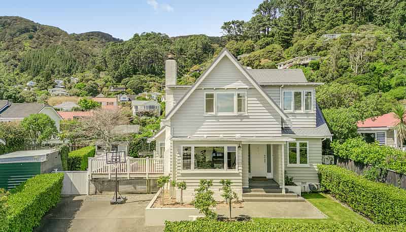 97 Muritai Road, Eastbourne