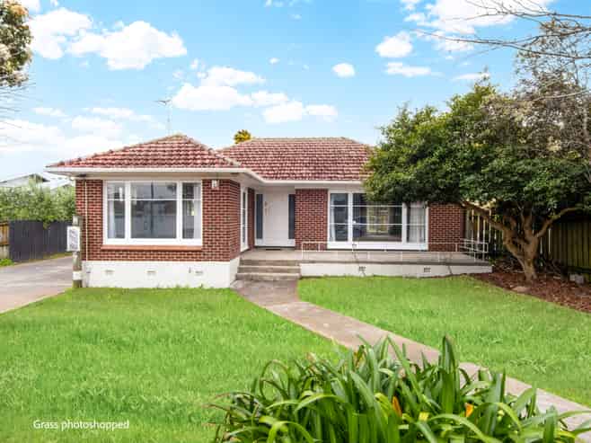 1137 New North Road, Mount Albert