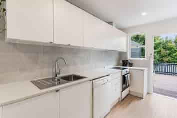 6/134 Edmonton Road, Te Atatu South