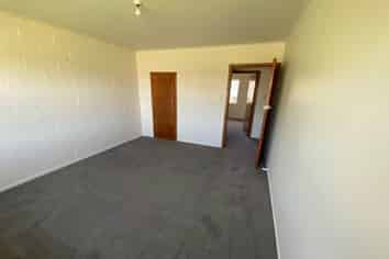 2/57 Bairds Road, Otara