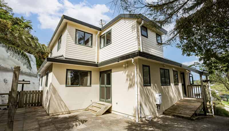 21 Ladbrooke Drive, Newlands