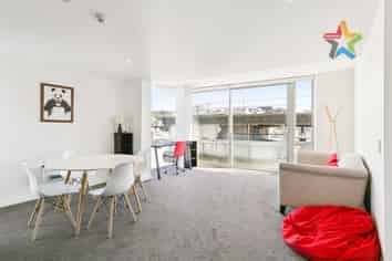 8F/30 Taranaki Street, Te Aro