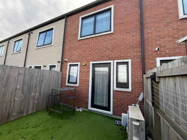 41/137 Hall Ave, Favona