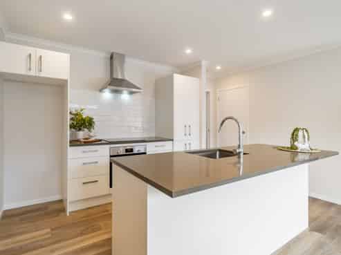 11A Hall Grove, Ebdentown