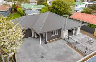 11A Hall Grove, Ebdentown