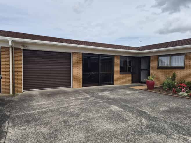 71F Queen Street, Pukekohe