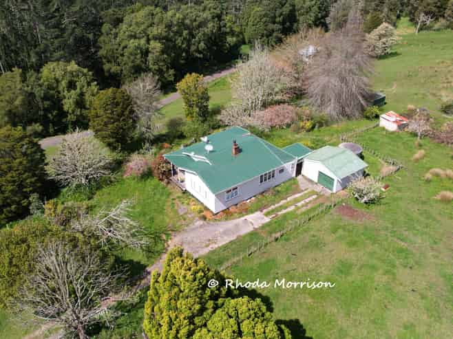 726 Paparoa Station Road, Paparoa