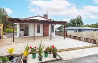 114 Edmonton Road, Henderson