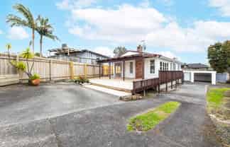 114 Edmonton Road, Henderson