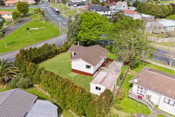 24 Aspiring Avenue, Clover Park