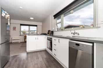 5 Keinan Avenue, Milton