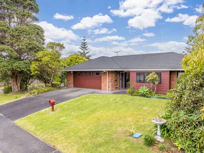 4 Settlers Grove, Orewa