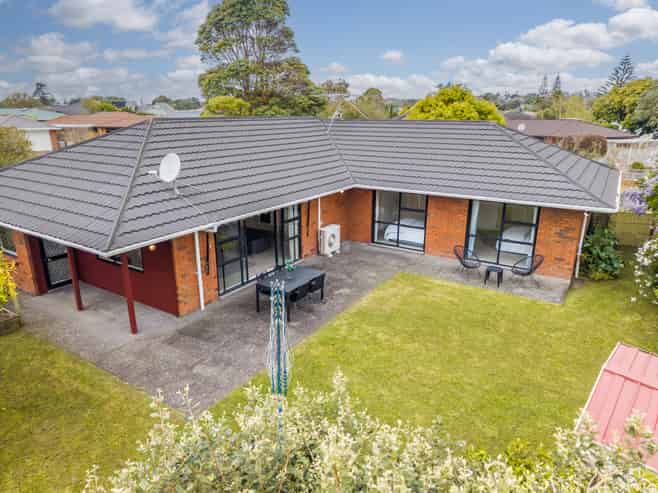 4 Settlers Grove, Orewa