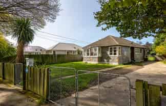 100 Emmett Street, Shirley