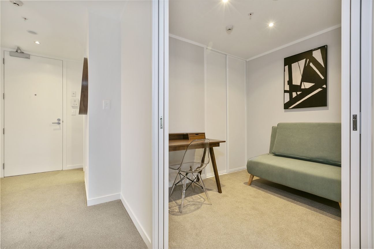 Fully Furnished & Water Included! - Vista 3