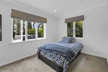 8 St Michaels Avenue, Point Chevalier