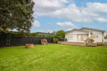 8 St Michaels Avenue, Point Chevalier