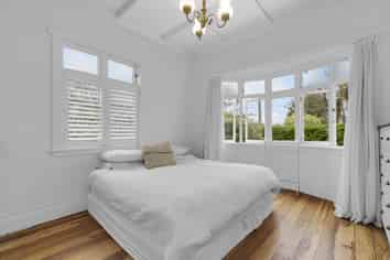 8 St Michaels Avenue, Point Chevalier