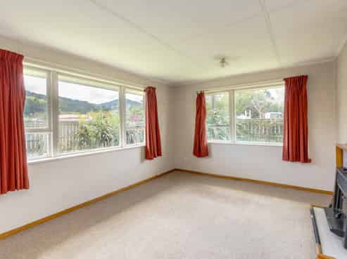 44 Fox Street, Featherston