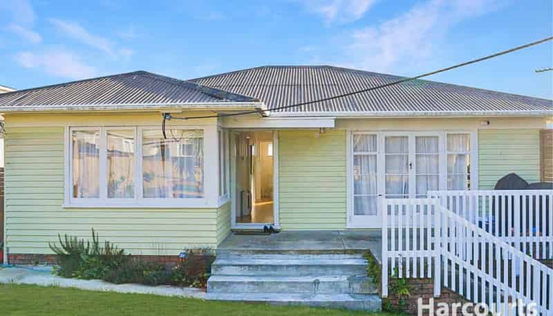 11 Kamara Road, Glen Eden