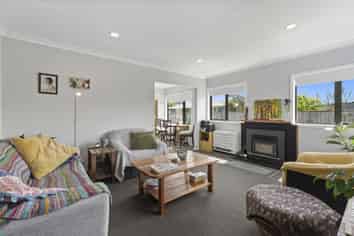 21 Old Coach Road, Otaki Beach