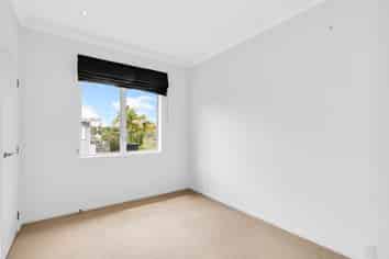 25 Newell Street, Point Chevalier