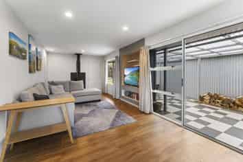 24 Rintoul Place, Brightwater