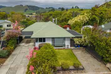 24 Rintoul Place, Brightwater