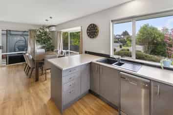 24 Rintoul Place, Brightwater