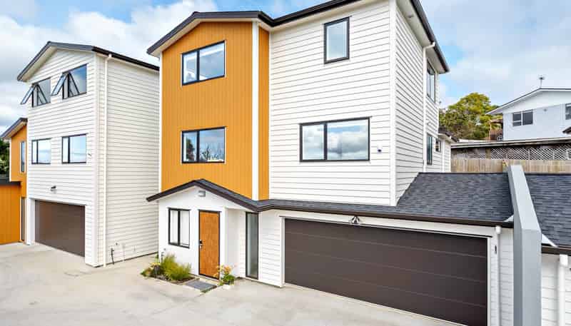 22b Thornlow Street, Glendene