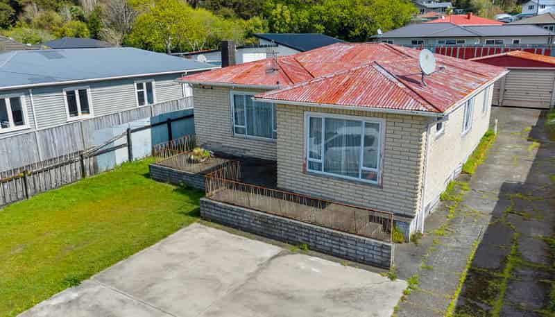 147 Wainuiomata Road, WAINUIOMATA